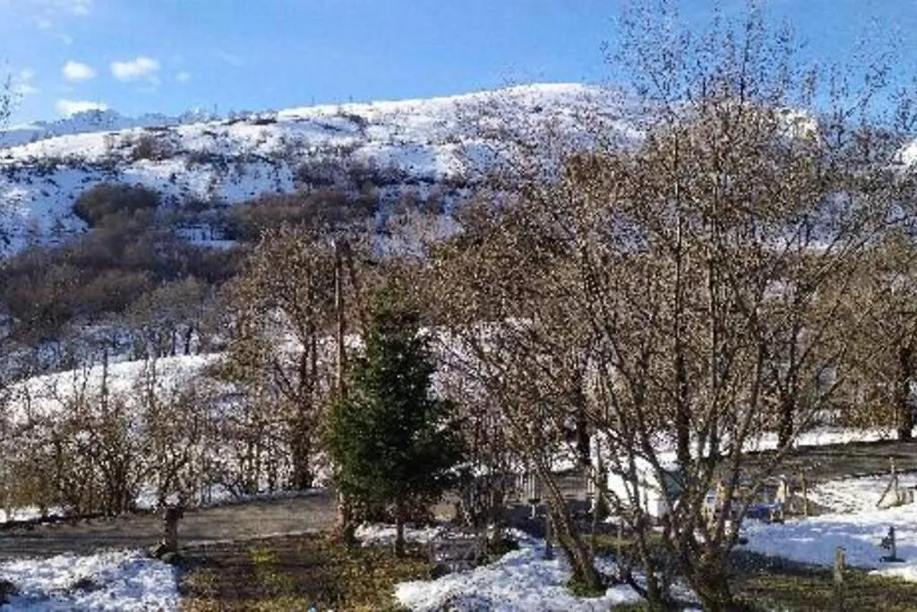 בית נופש Poubeau Maison De Montagne Au Calme Avec Cheminee צרפת